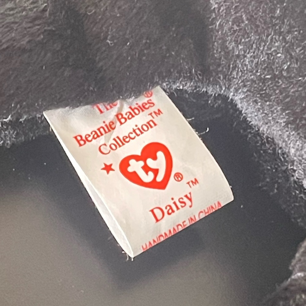 TY BEANIE BABIES Daisy The Cow - Picture 6 of 8